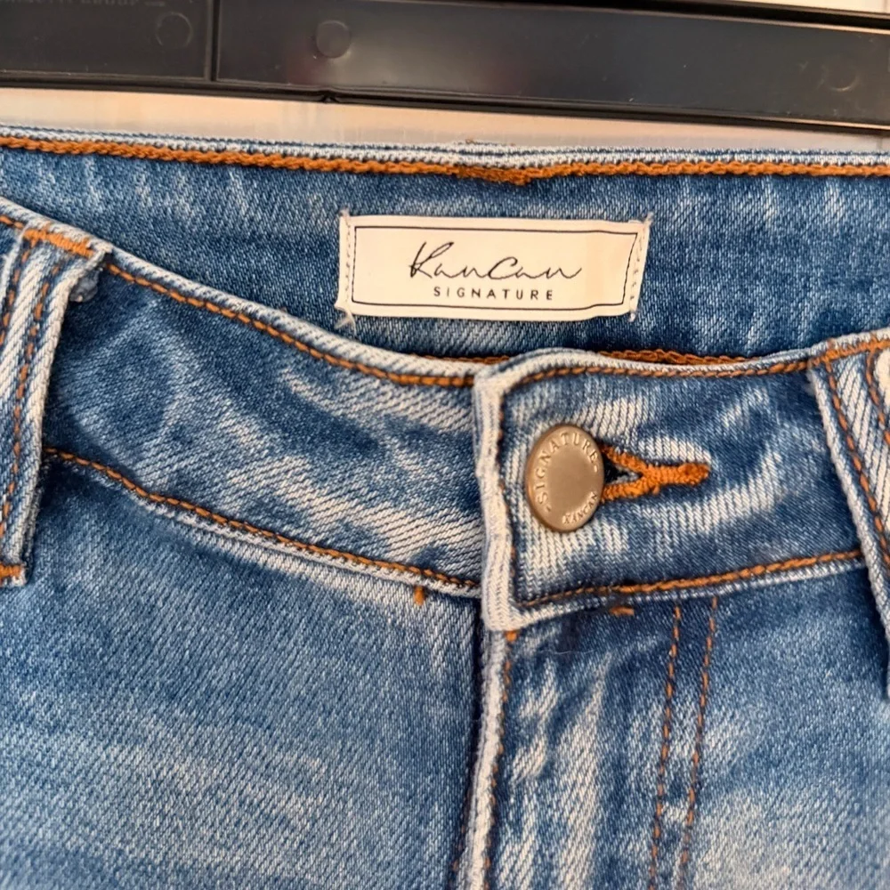 KANCAN 30 Ripped Distressed KURVY Midrise Ankle Skinny Jeans